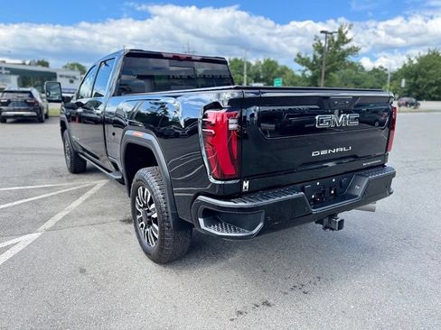 Used 2025 GMC Sierra 2500 Denali Ultimate AWD/4WD image 4