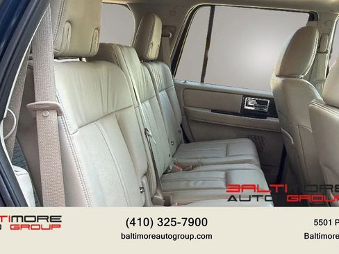 Used 2015 Lincoln Navigator 4WD image 22