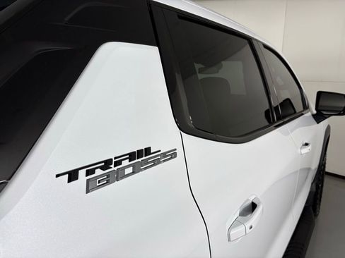 New 2026 Chevrolet Silverado EV Trail Boss image 17