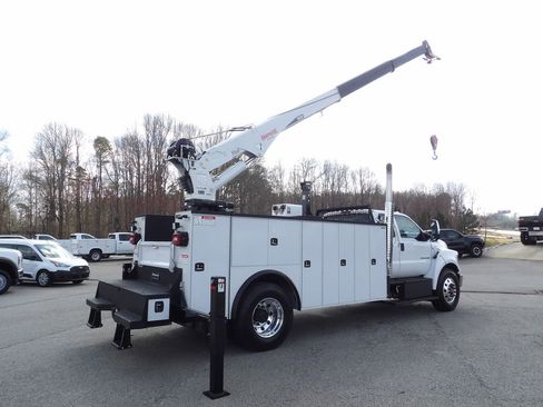 Used 2025 Ford F750 2WD SuperCab Super Duty image 8