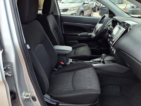 Used 2020 Mitsubishi Outlander Sport SE image 13