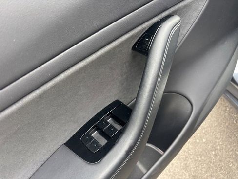 Used 2019 Tesla Model 3 Long Range image 21