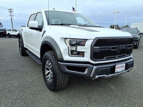 Used 2018 Ford F150 Raptor w/ Equipment Group 802A Luxury image 1