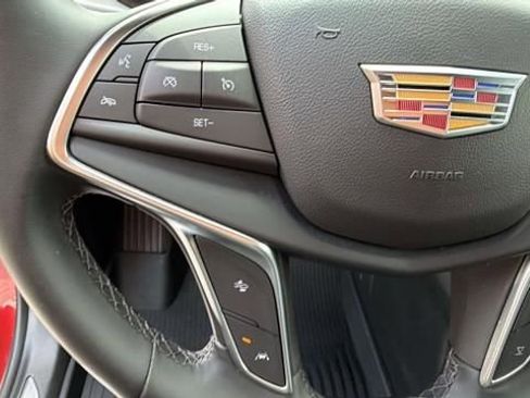 Used 2025 Cadillac XT5 Luxury w/ LPO, Floor Liner Package FWD image 15