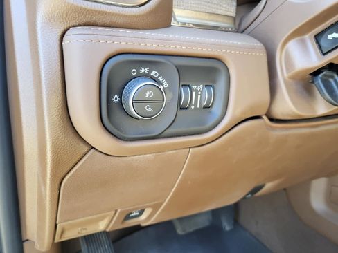 Used 2022 RAM 2500 Limited image 17