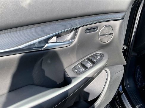 New 2025 INFINITI QX50 Sport image 26