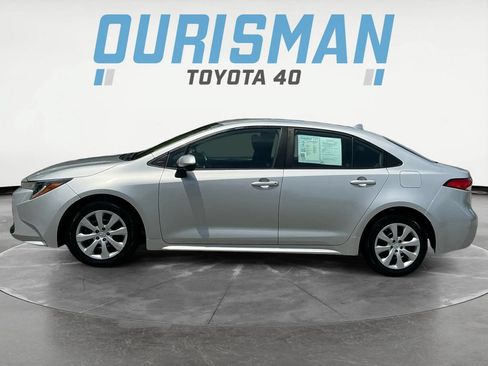 Used 2023 Toyota Corolla LE FWD image 4
