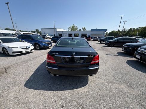 Used 2013 Hyundai Equus Signature RWD image 5