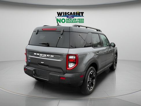 Certified 2025 Ford Bronco Sport Outer Banks w/ Outer Banks Tech Package+ AWD/4WD image 32