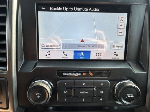 Used 2019 Ford F150 XLT w/ Equipment Group 302A Luxury AWD/4WD image 24