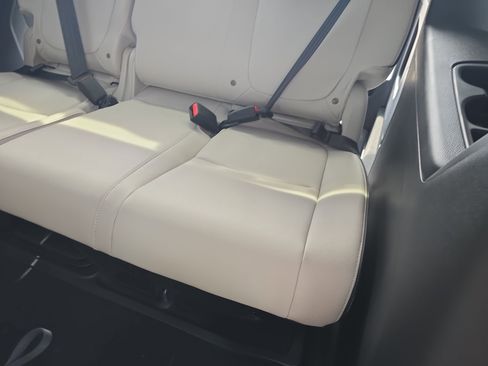 New 2026 Honda Odyssey Touring image 14