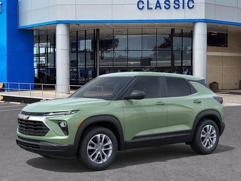 New 2026 Chevrolet TrailBlazer LS FWD image 2