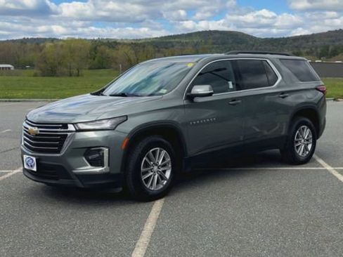 Used 2023 Chevrolet Traverse LT w/ LPO, Floor Liner Package AWD/4WD image 4