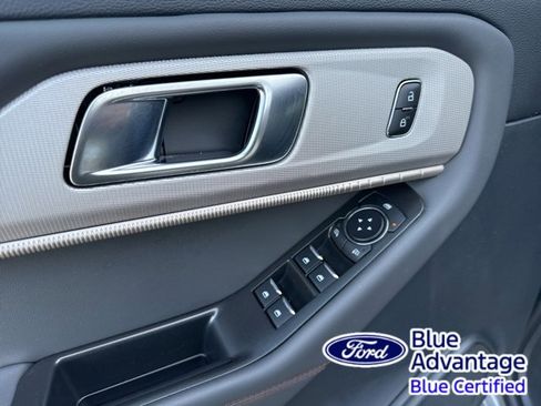 Certified 2025 Ford Explorer Active image 15