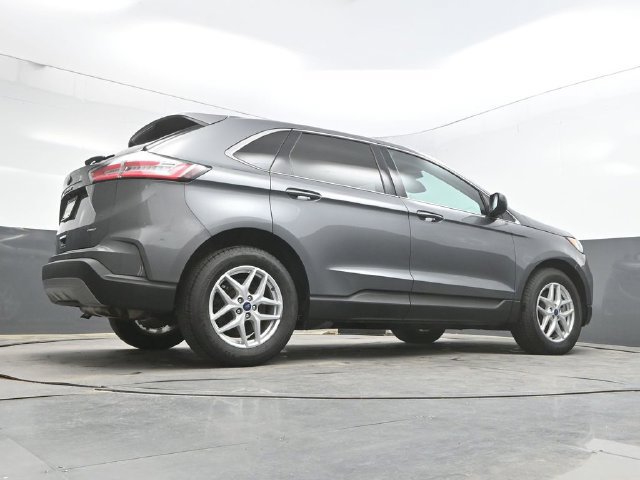 Used 2022 Ford Edge SEL AWD/4WD image 48