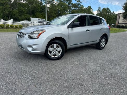 Used 2015 Nissan Rogue S FWD image 30