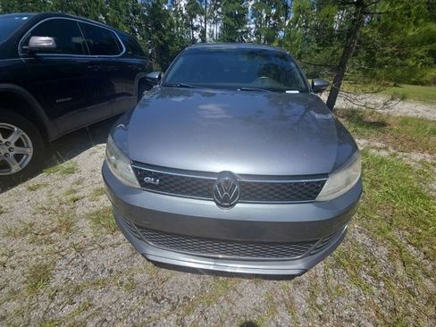 Used 2012 Volkswagen Jetta GLI FWD image 9