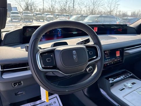 New 2026 Lincoln Navigator L Reserve w/ Jet Appearance Package AWD/4WD image 11