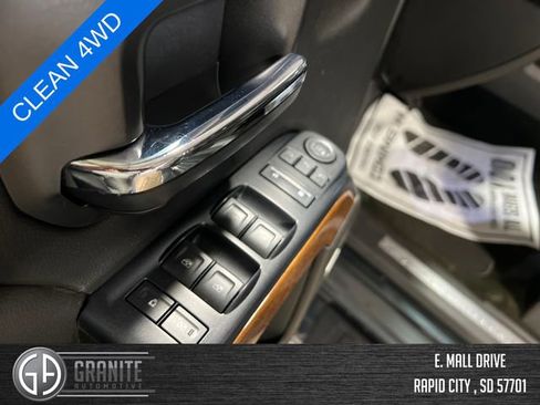 Used 2018 Chevrolet Silverado 1500 High Country image 13