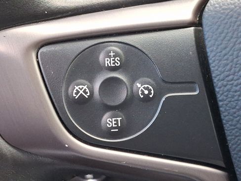 Used 2022 GMC Canyon AT4 image 21