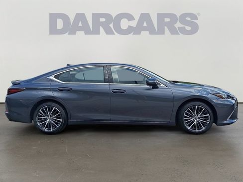 Used 2025 Lexus ES 350 w/ Premium Package FWD image 7