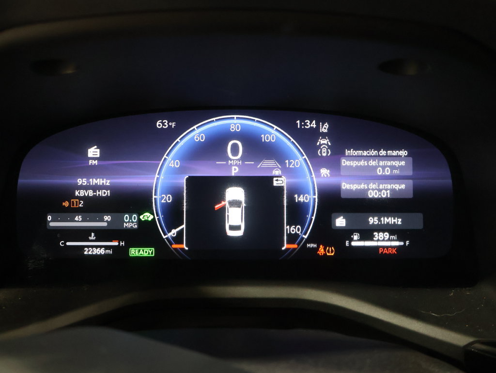 Used 2025 Toyota Camry XLE FWD image 40