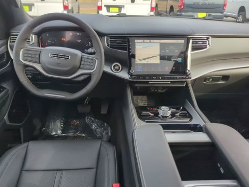 New 2026 Jeep Grand Wagoneer L Limited AWD/4WD image 42