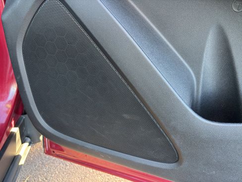 Used 2019 Chevrolet Equinox LT image 21