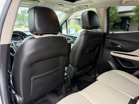 Used 2018 Buick Encore Preferred FWD image 16