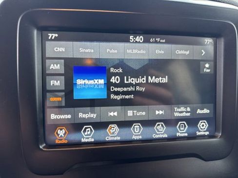 Used 2019 Jeep Renegade Latitude w/ Cold Weather Group image 19