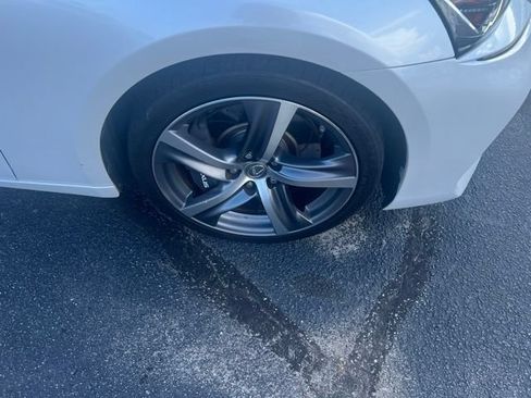 Used 2018 Lexus IS 300 AWD w/ Comfort Package image 15