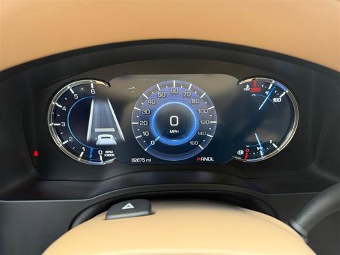 Used 2019 Cadillac Escalade Platinum image 32