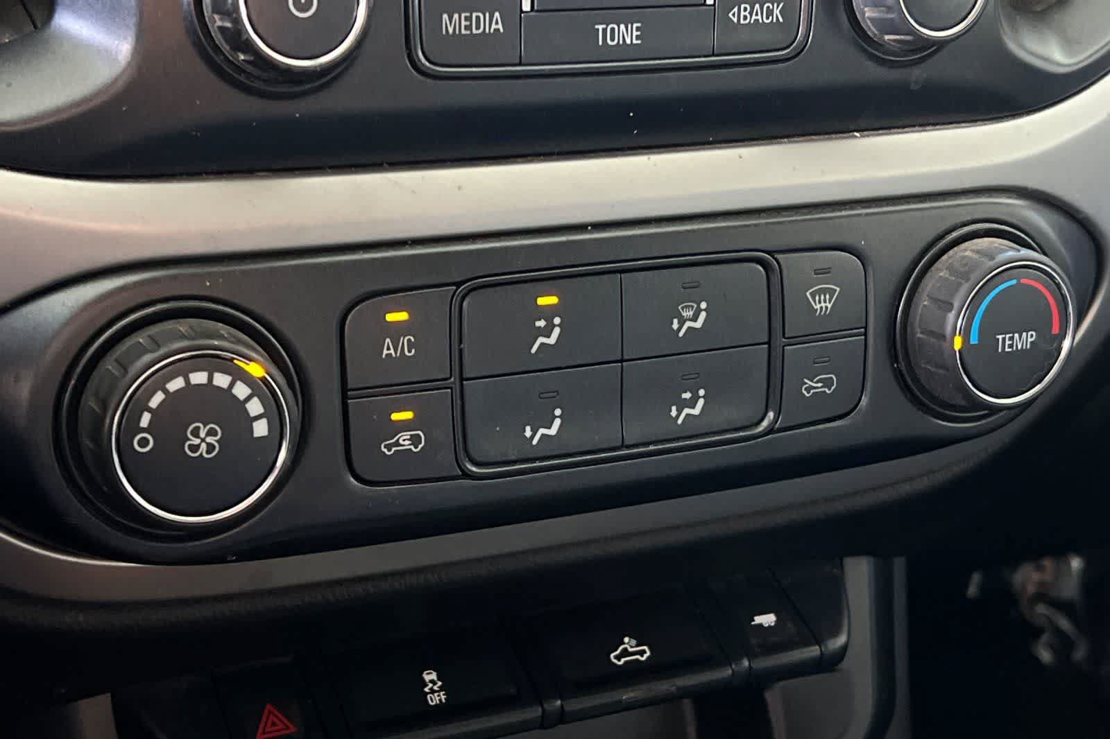 Used 2018 Chevrolet Colorado LT RWD image 21