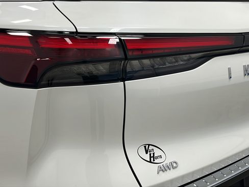 Used 2025 INFINITI QX60 Autograph w/ Cargo Package AWD/4WD image 42