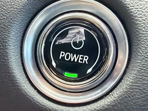 Used 2024 Cadillac Lyriq Sport AWD/4WD image 35