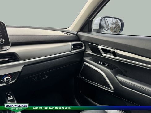 Used 2020 Kia Telluride S image 16