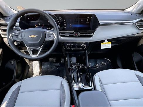 New 2026 Chevrolet TrailBlazer LT FWD image 5