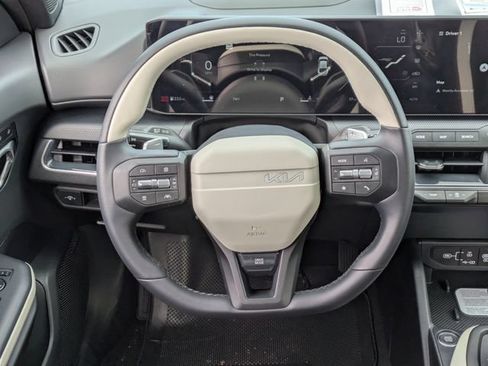 Certified 2025 Kia K4 GT-Line w/ GT-Line Premium Package FWD image 20