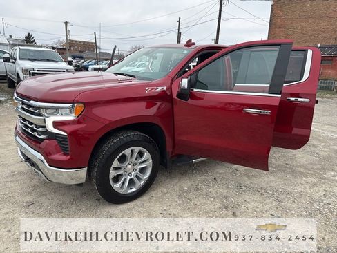 Used 2024 Chevrolet Silverado 1500 LTZ w/ LTZ Premium Package image 29