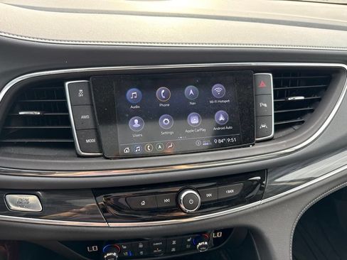 Used 2021 Buick Enclave Premium w/ Sun and Sites Package AWD/4WD image 13