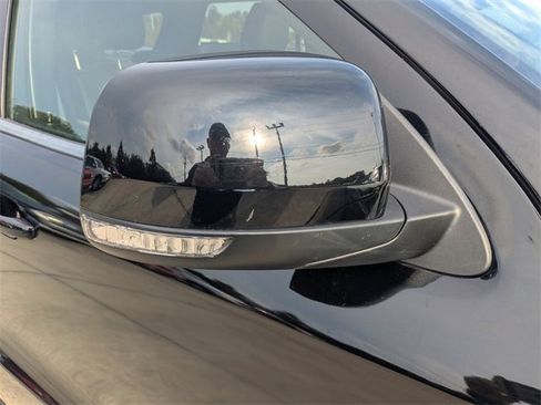 Used 2023 Dodge Durango R/T image 12