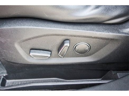 Used 2018 Ford Edge Titanium w/ Technology Package image 27