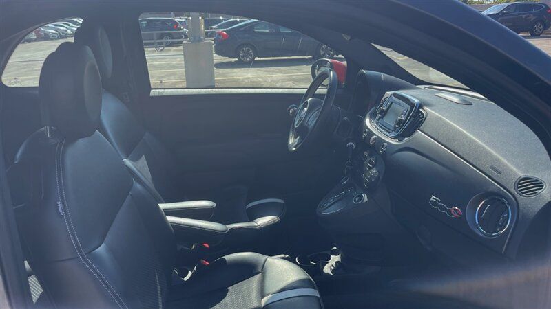 Used 2018 FIAT 500 e w/ Esport Package FWD image 24