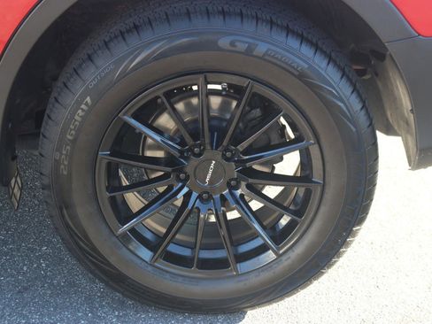 Used 2015 Toyota RAV4 LE image 31