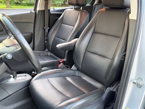 Used 2016 Chevrolet Trax LTZ AWD/4WD image 28