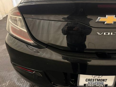 Used 2017 Chevrolet Volt LT image 9