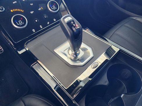 Used 2023 Land Rover Range Rover Evoque R-Dynamic S image 39