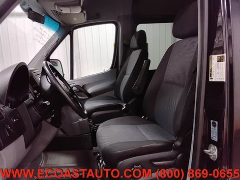 Used 2011 Mercedes-Benz Sprinter 2500 image 10
