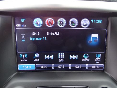 Used 2018 GMC Acadia SLT image 23