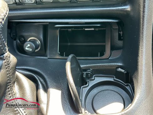 Used 2003 Chevrolet Corvette Convertible w/ Preferred Equipment Group1 image 27